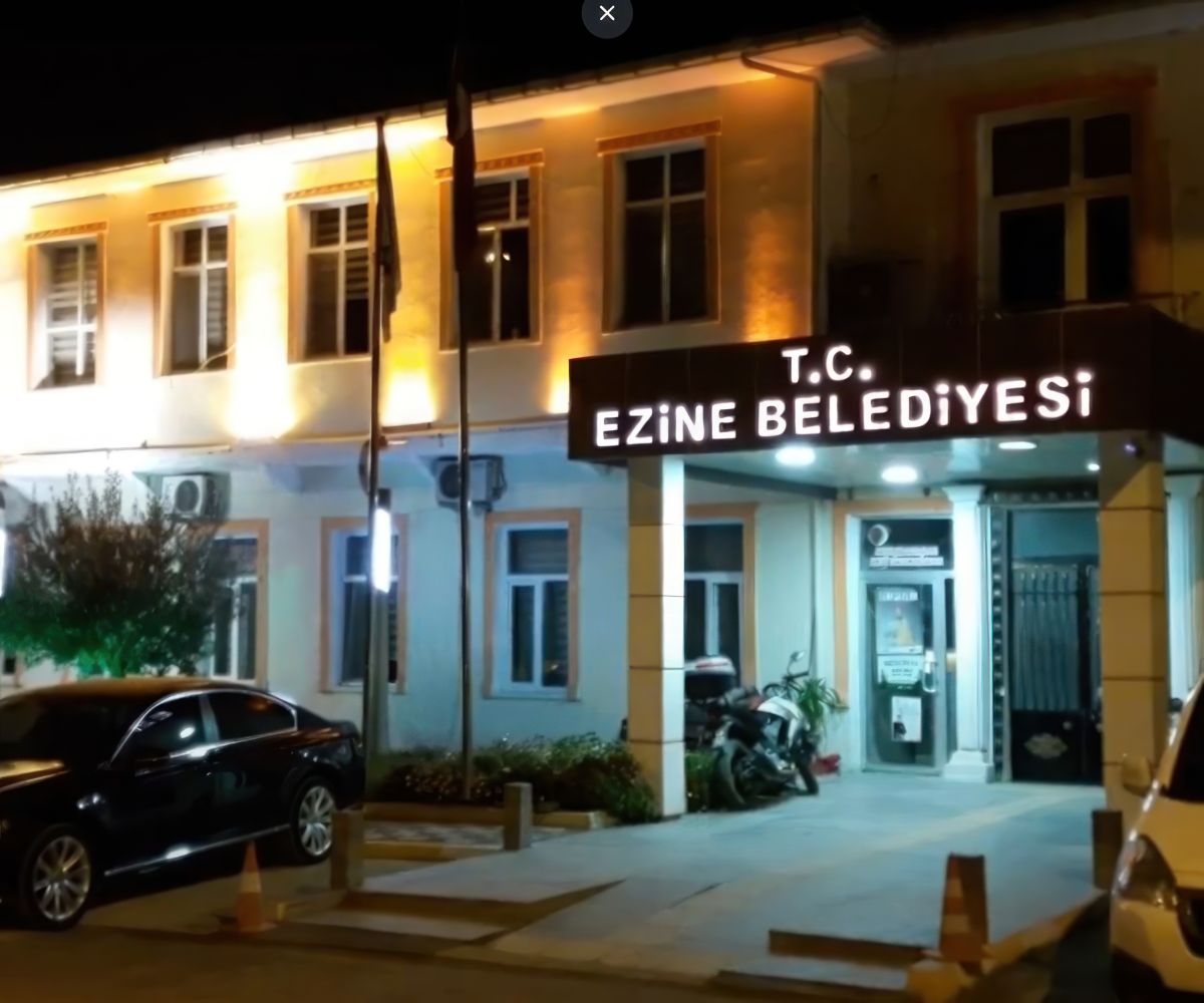 Ezine Town